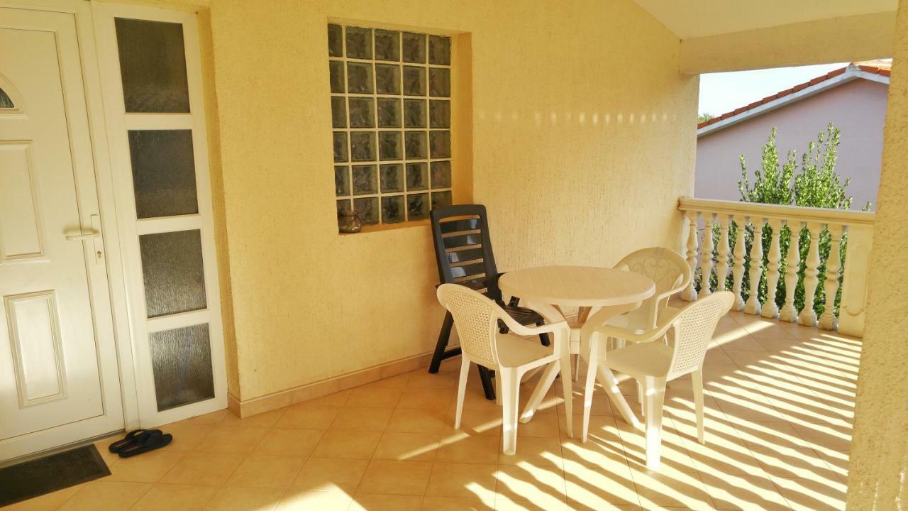 Apartment Cota Vinkuran Exterior photo